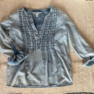 TANTRUMS Blue Denim Rolled Sleeves Smocked Blouse Mandarin Button Collar Small